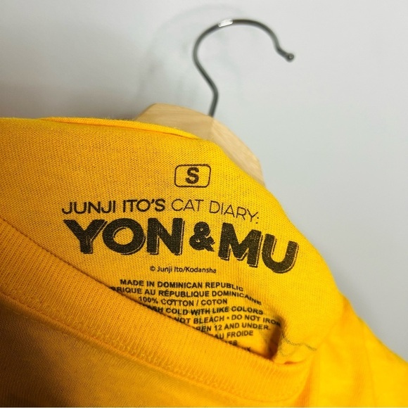 Junji Ito x Cartoon Network Yon & Mu Manga Graphic Tee S - Picture 4 of 5